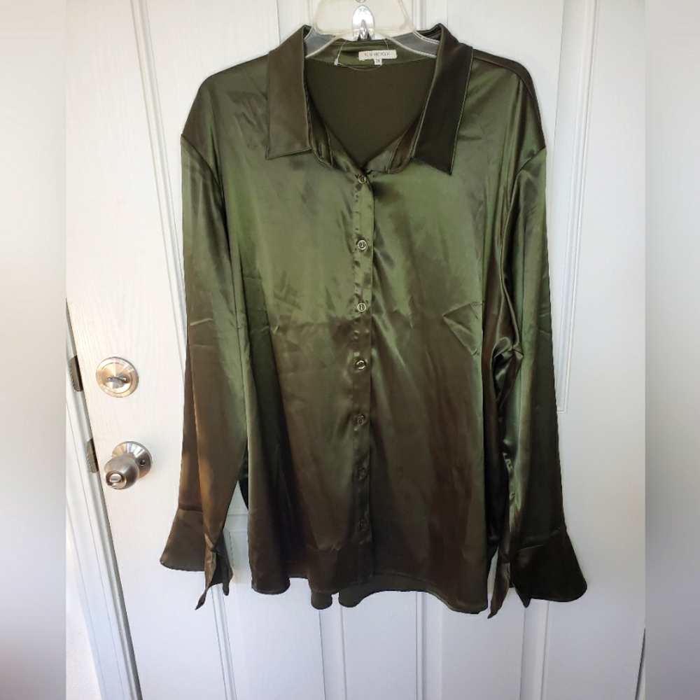 REMI X REVOLVE Oversized 2X Shirt Satin Forest Green Button Ruffle Cuffs Holiday